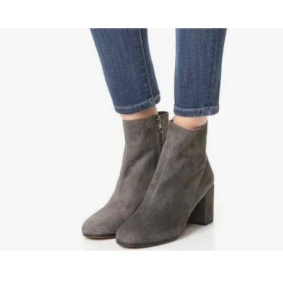 Vince Gray Suede Ankle Boots Women’s Size 9M EUR 39 Block Heel Zip Booties - Picture 14 of 14